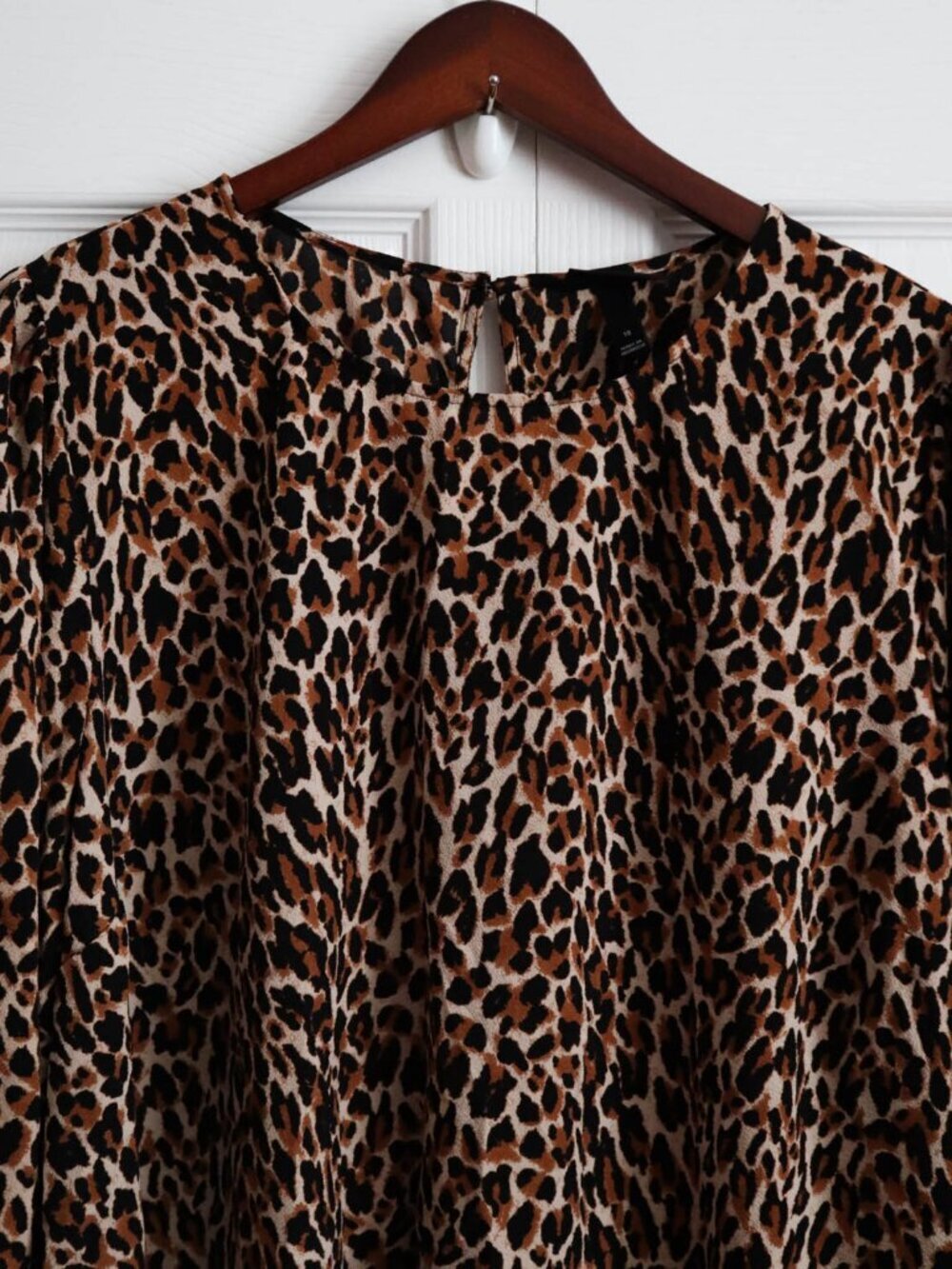 Lane Bryant Semi-Sheer Leopard Animal Print Tunic Blouse Top Plus Size 18 - Picture 3 of 9